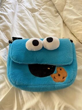 Bioworld Sesame Street Plush Cookie Monster Crossbody Bag